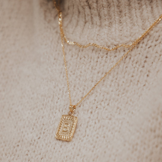 "Plate" Buchstabenkette - ONYA